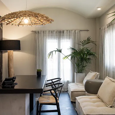 The Noverian Bios Santorini Boutique Тира