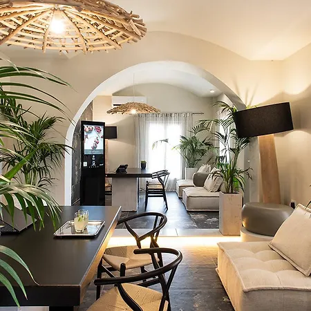The Noverian Bios Santorini Boutique Отель