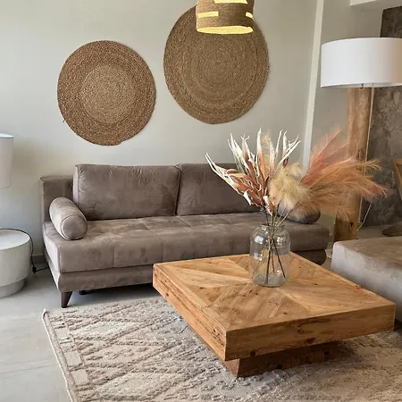 Отель The Noverian Bios Santorini Boutique