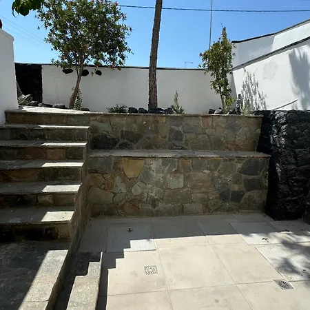 Отель The Noverian Bios Santorini Boutique